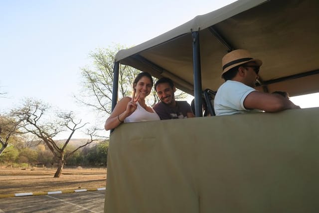 clients departing on their safari in Pilanesberg national Park 